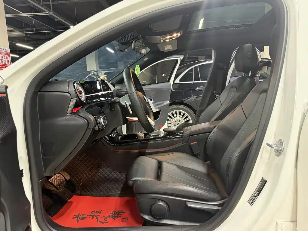 MERCEDES-BENZ A CLASS