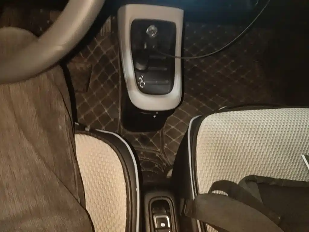 Leapmotor Leapmotor T03 — миниатюра 10
