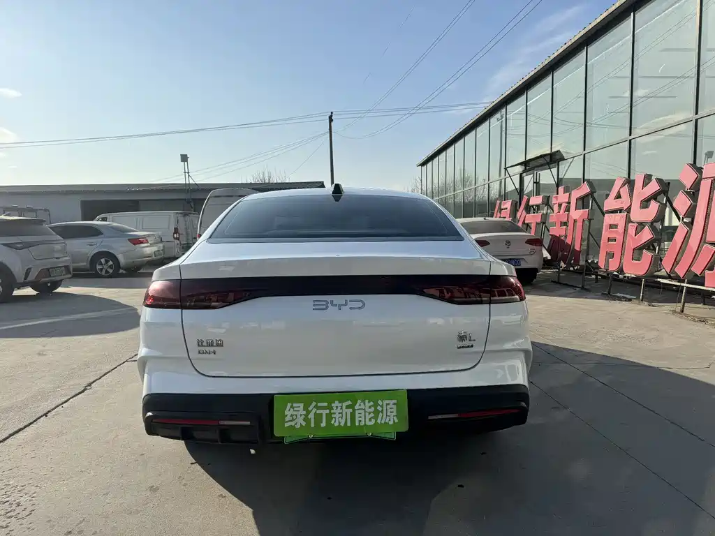 BYD QIN L
