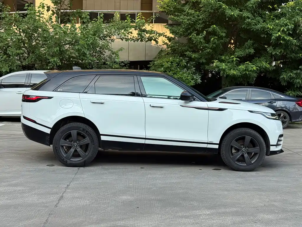 Land Rover Velar — миниатюра 4