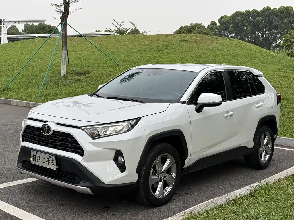 Toyota RAV4 2023