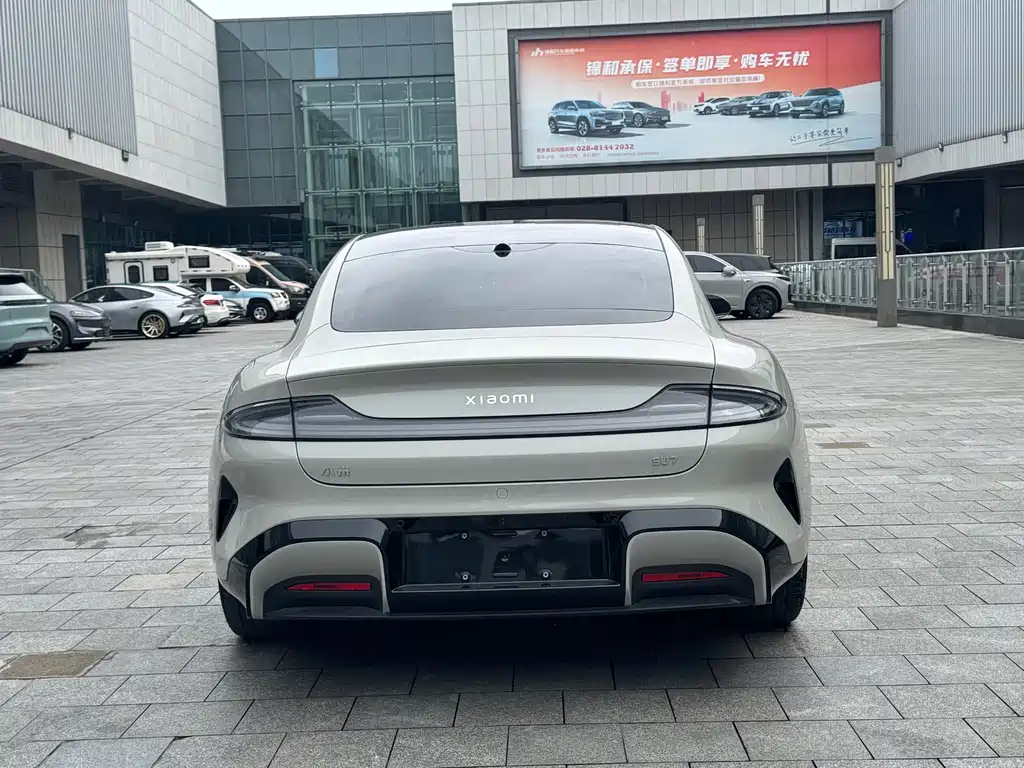 Xiaomi SU7 — миниатюра 6