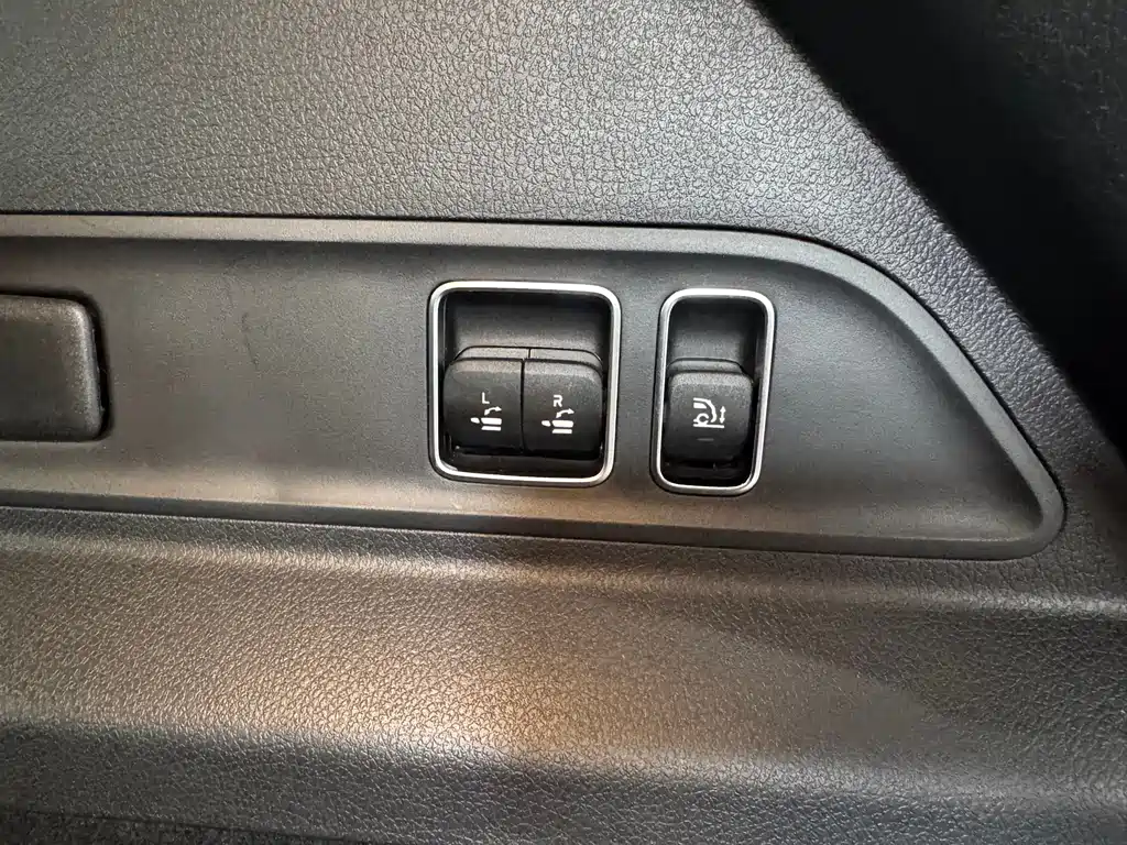 Mercedes-Benz GLE (Import) — миниатюра 19