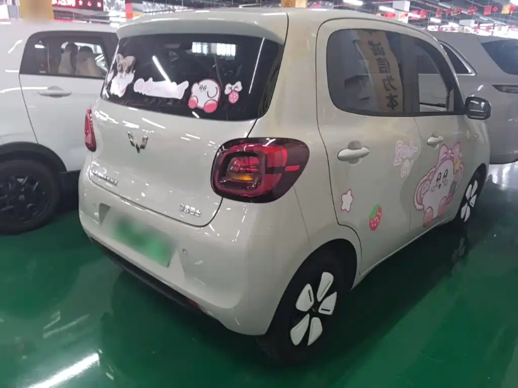 Wuling MINIEV — миниатюра 7