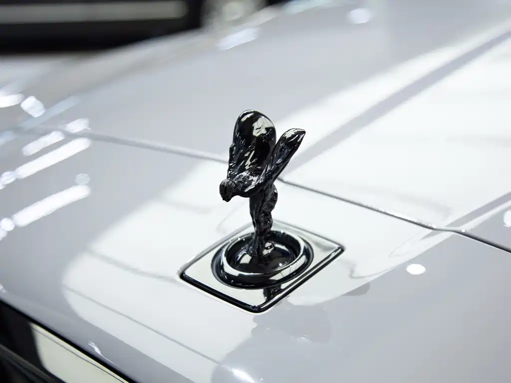 Rolls-Royce Cullinan — миниатюра 16