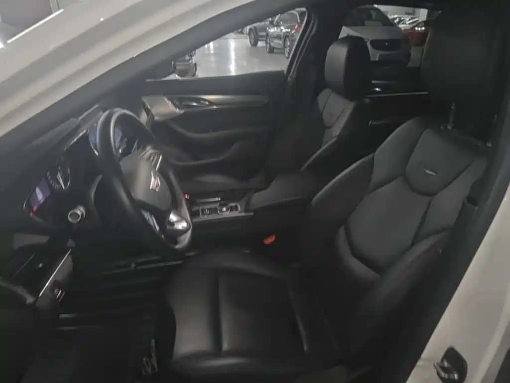 Cadillac CT5 — миниатюра 15