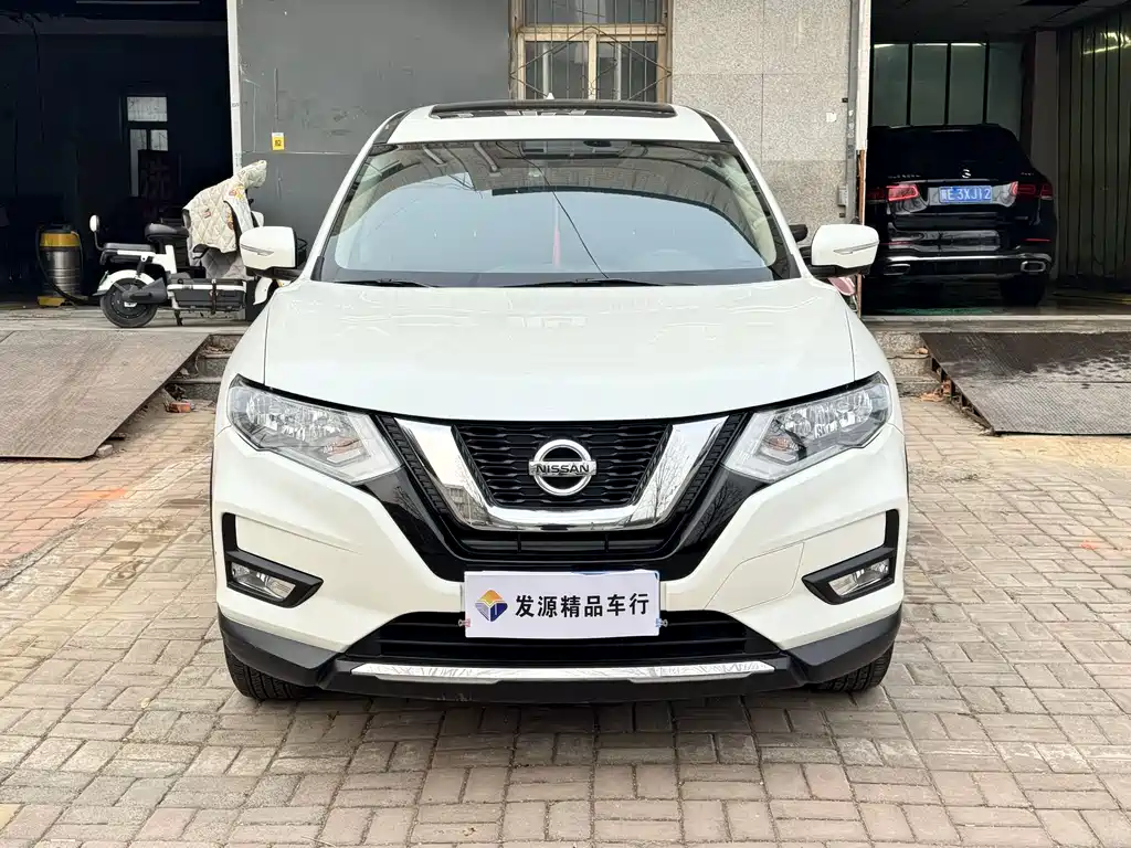 NISSAN QIJUN