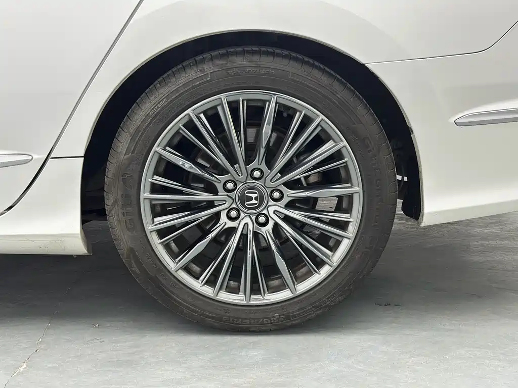 Honda Spirior — миниатюра 18