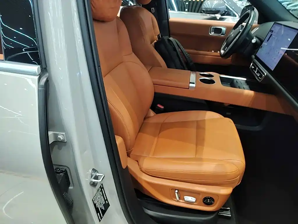 Li Auto Li L6 — миниатюра 25