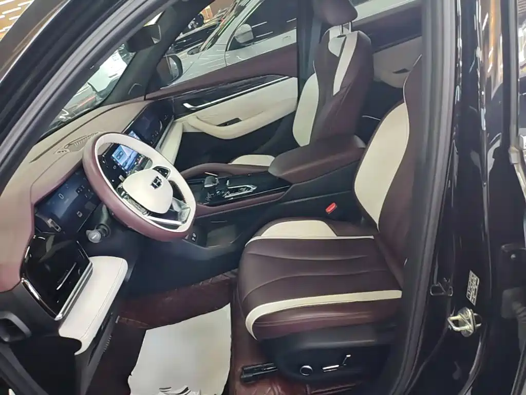Geely Xingyue L — миниатюра 15