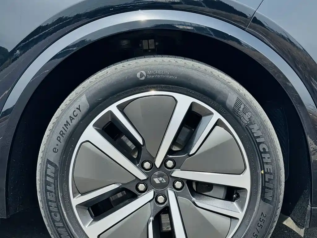 Li Auto Li L8 — миниатюра 13