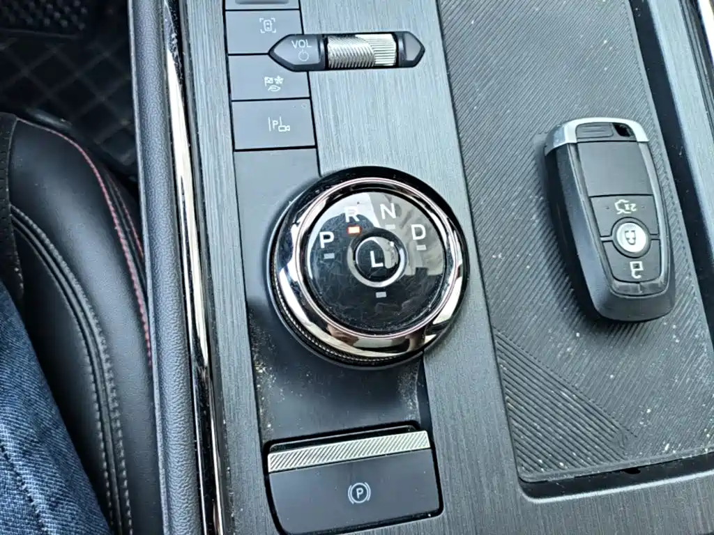 Ford Mondeo — миниатюра 14