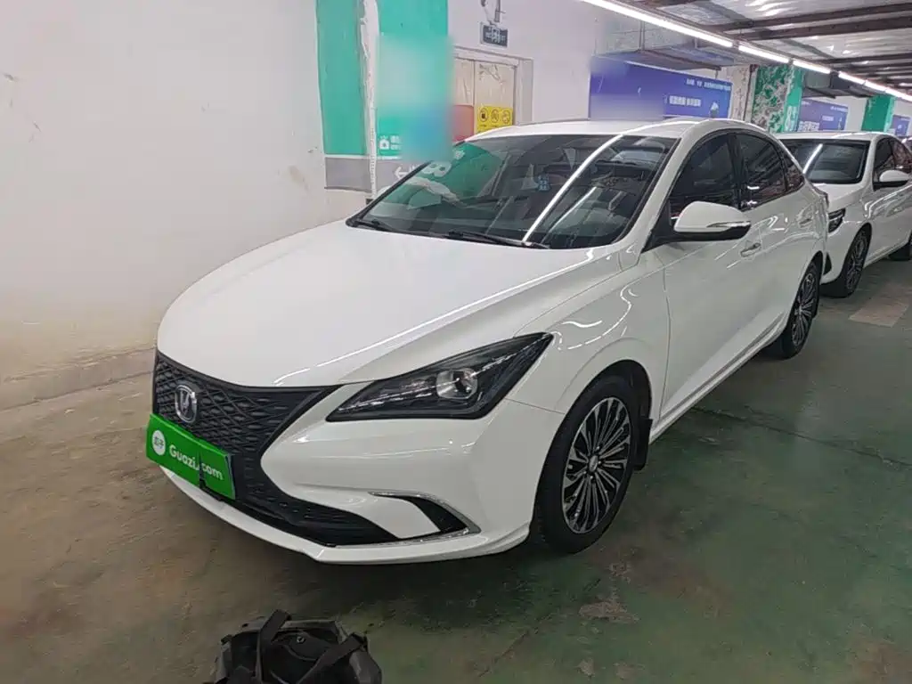 Changan Eado — миниатюра 2