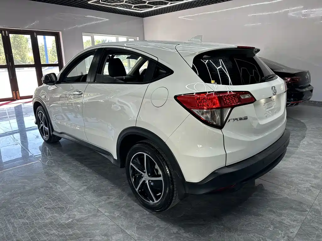 Honda Vezel — миниатюра 6