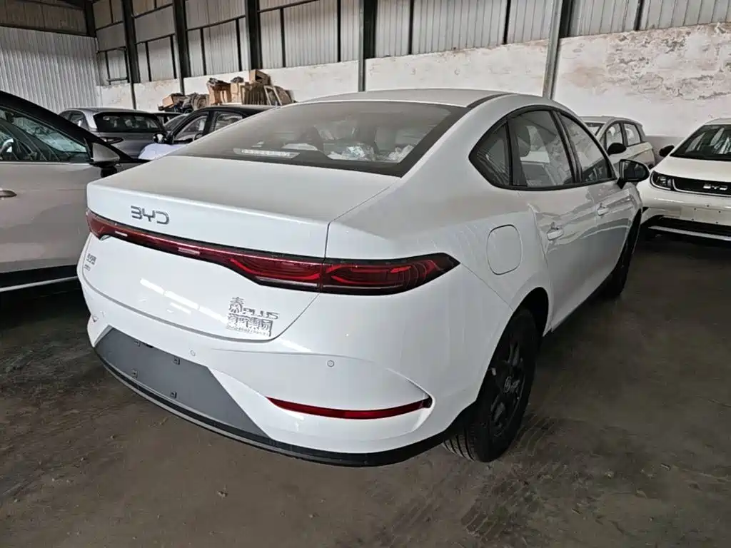 BYD Qin PLUS — миниатюра 7