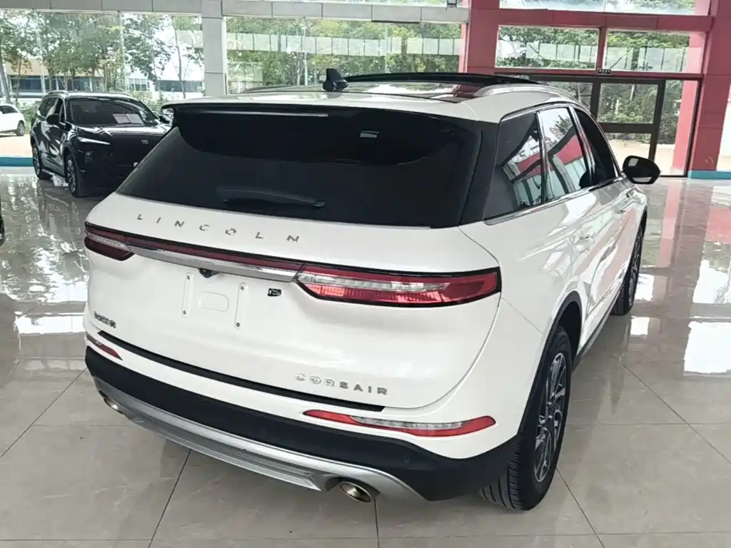 Lincoln Corsair — миниатюра 7