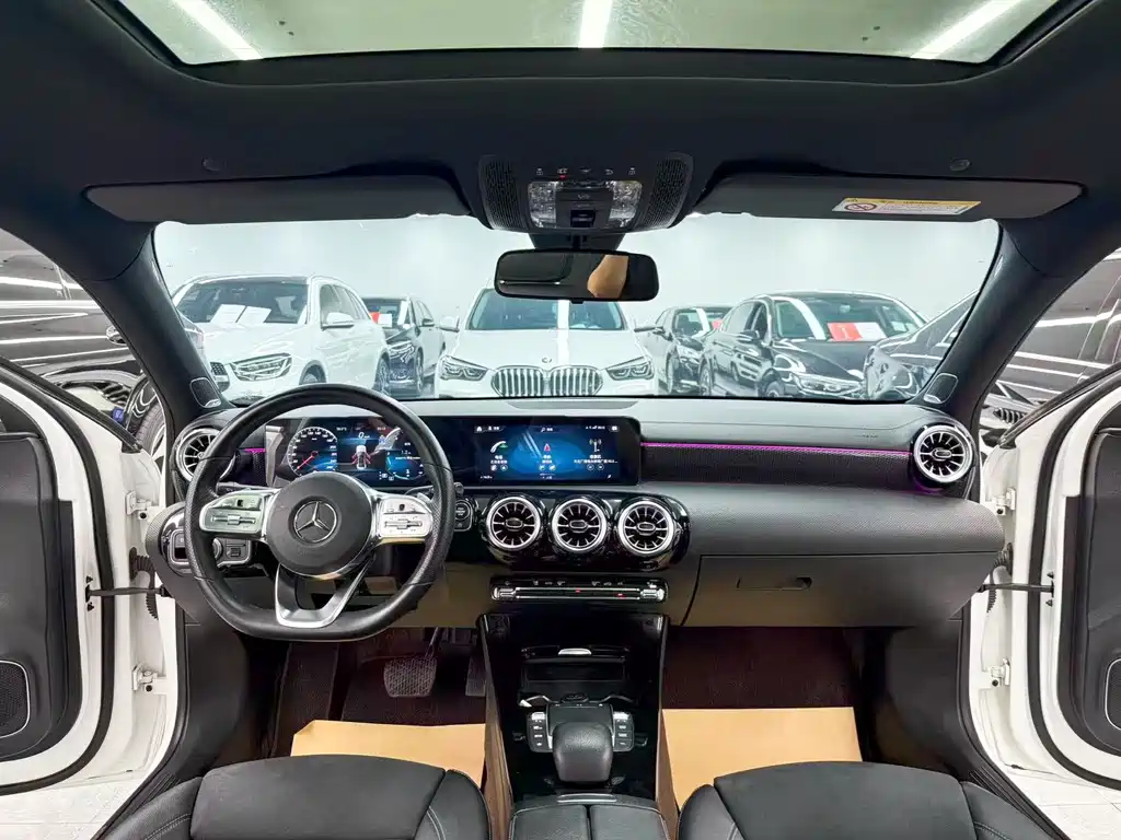 Mercedes-Benz A-Class — миниатюра 9