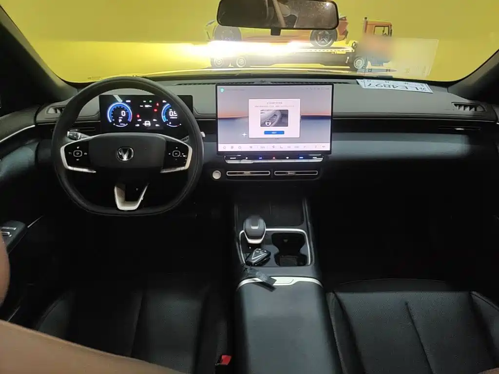 Changan Eado — миниатюра 10