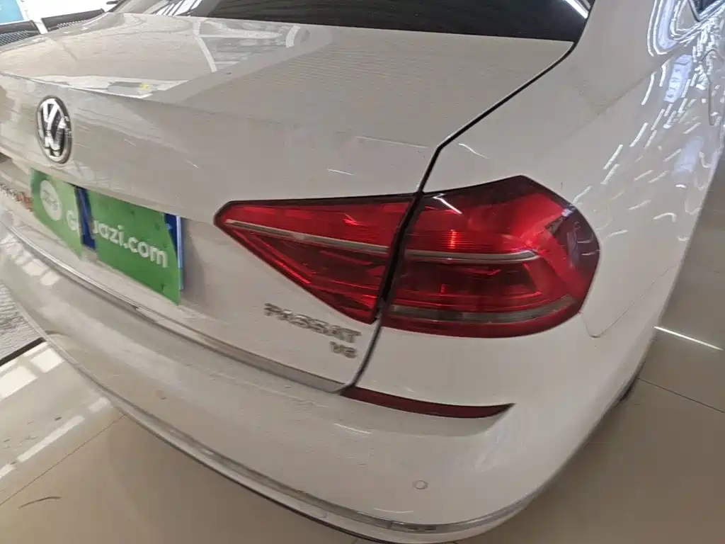 Volkswagen Passat — миниатюра 8