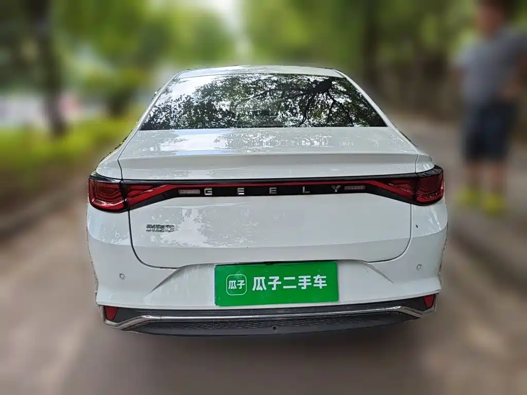 Geely Emgrand L — миниатюра 3