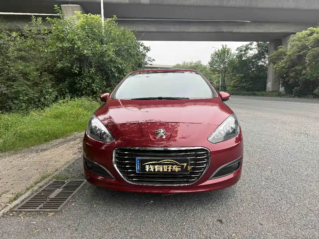 Peugeot 308 — миниатюра 2