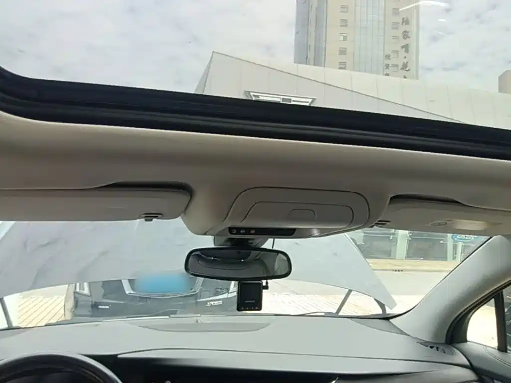 Buick Enclave — миниатюра 23