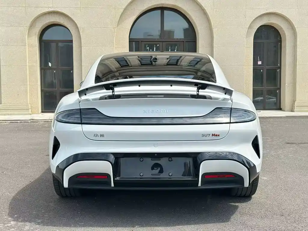 Xiaomi SU7 — миниатюра 8