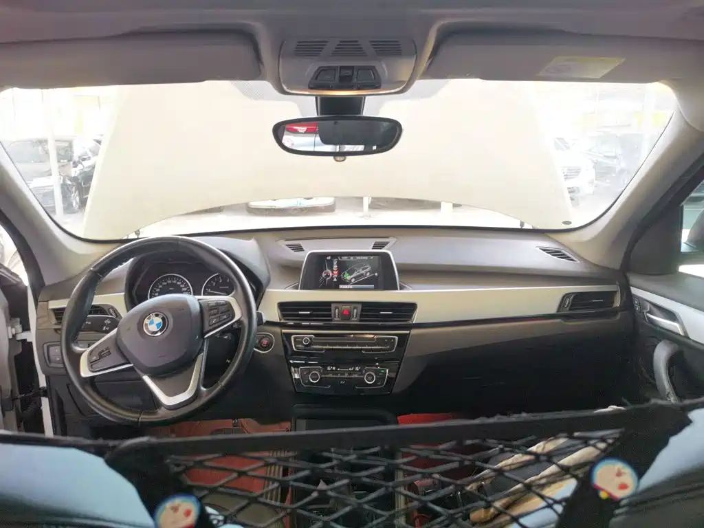 BMW X1 — миниатюра 10
