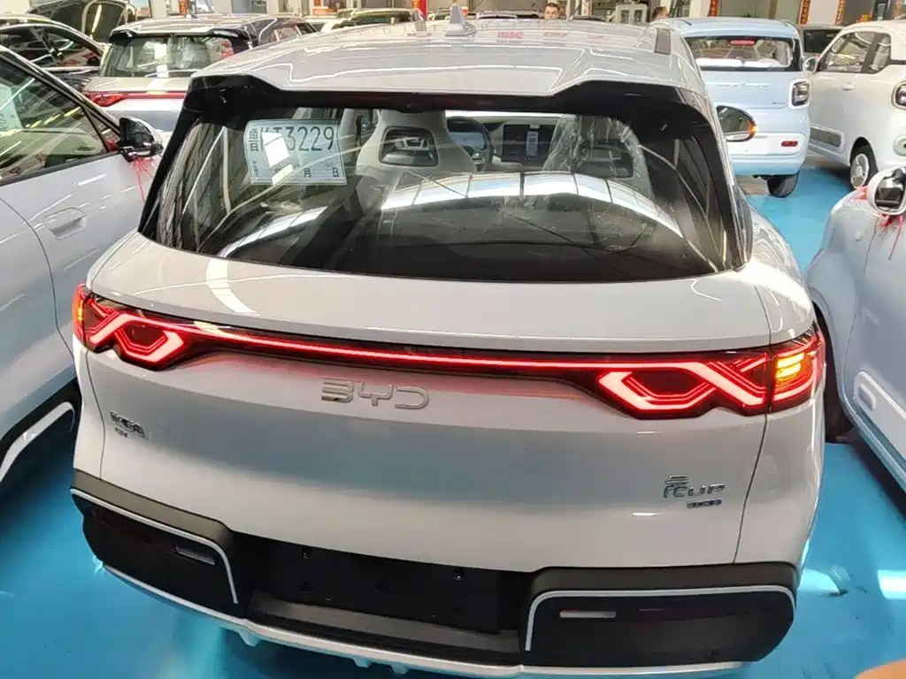 BYD Yuan UP — миниатюра 6