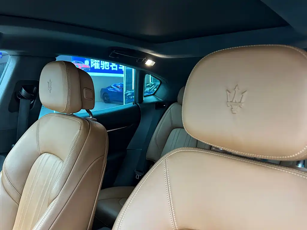 Maserati Levante — миниатюра 9
