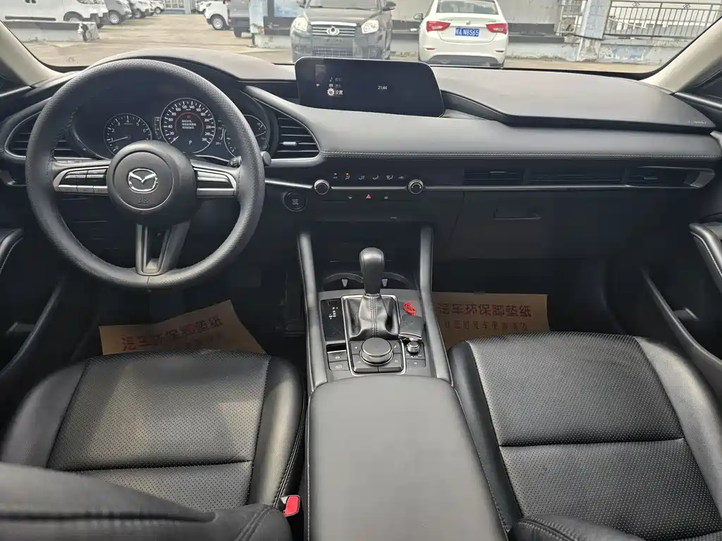 Mazda 3 Axela — миниатюра 10