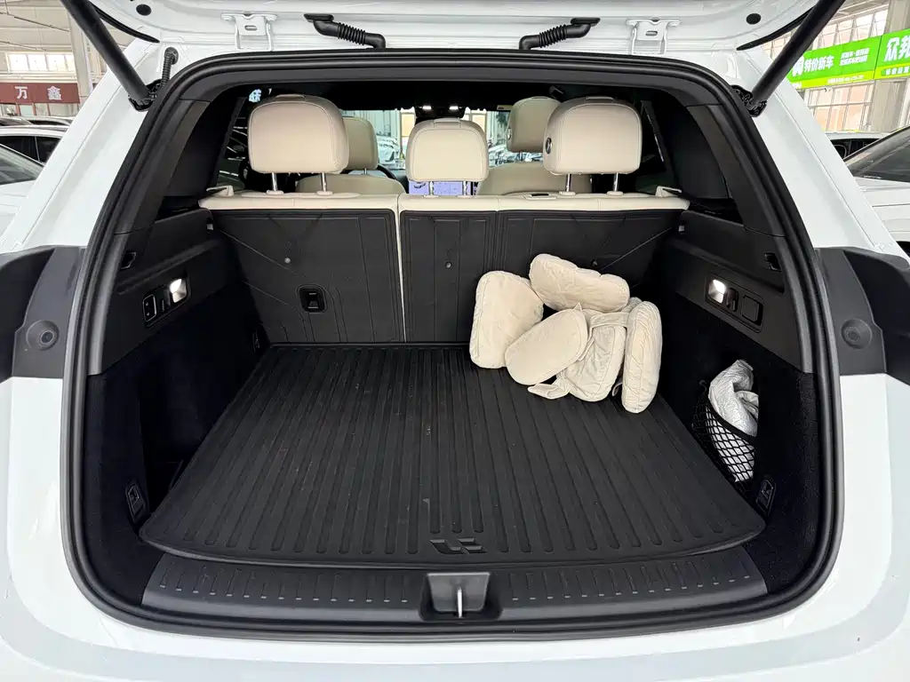 Li Auto Li L6 — миниатюра 18