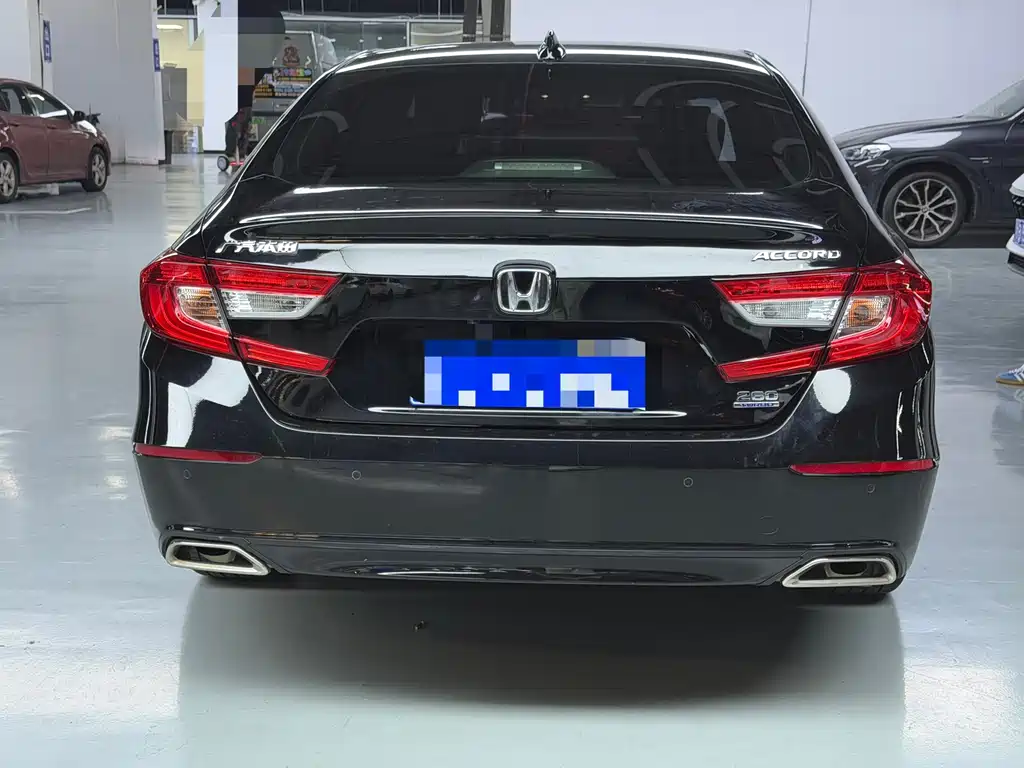 Honda Accord — миниатюра 14