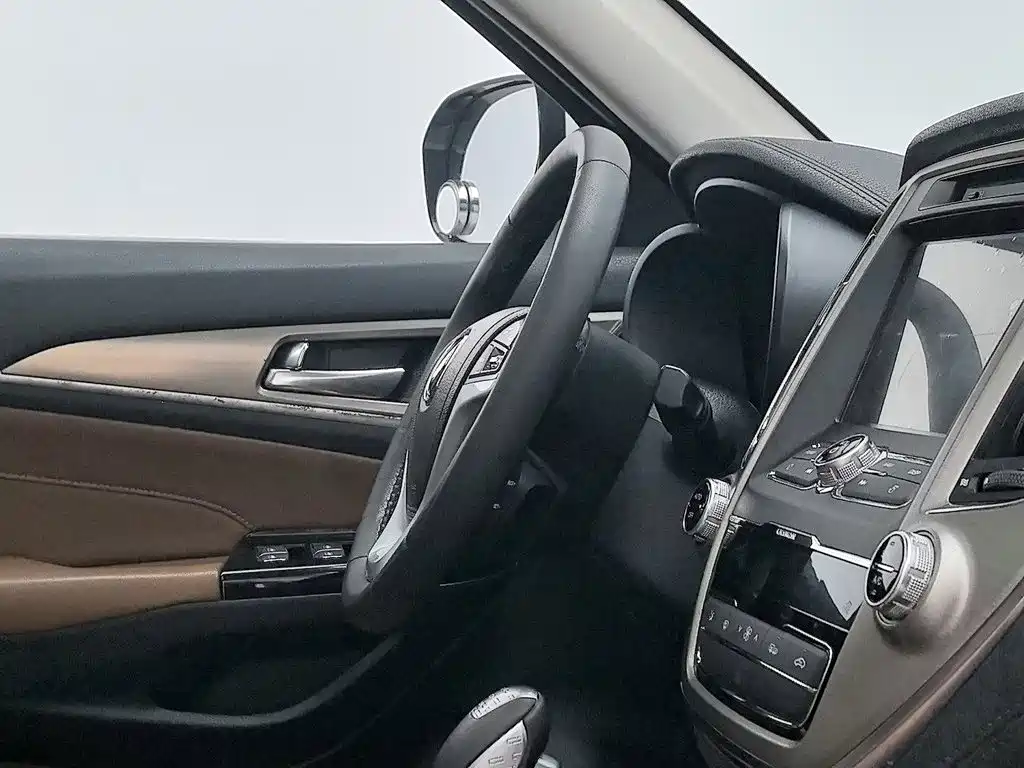 Changan CS95 — миниатюра 22