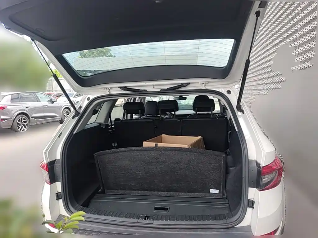 Skoda Kodiaq — миниатюра 24