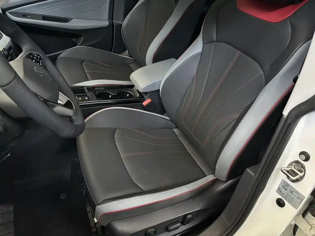 Volkswagen Lamando — миниатюра 8