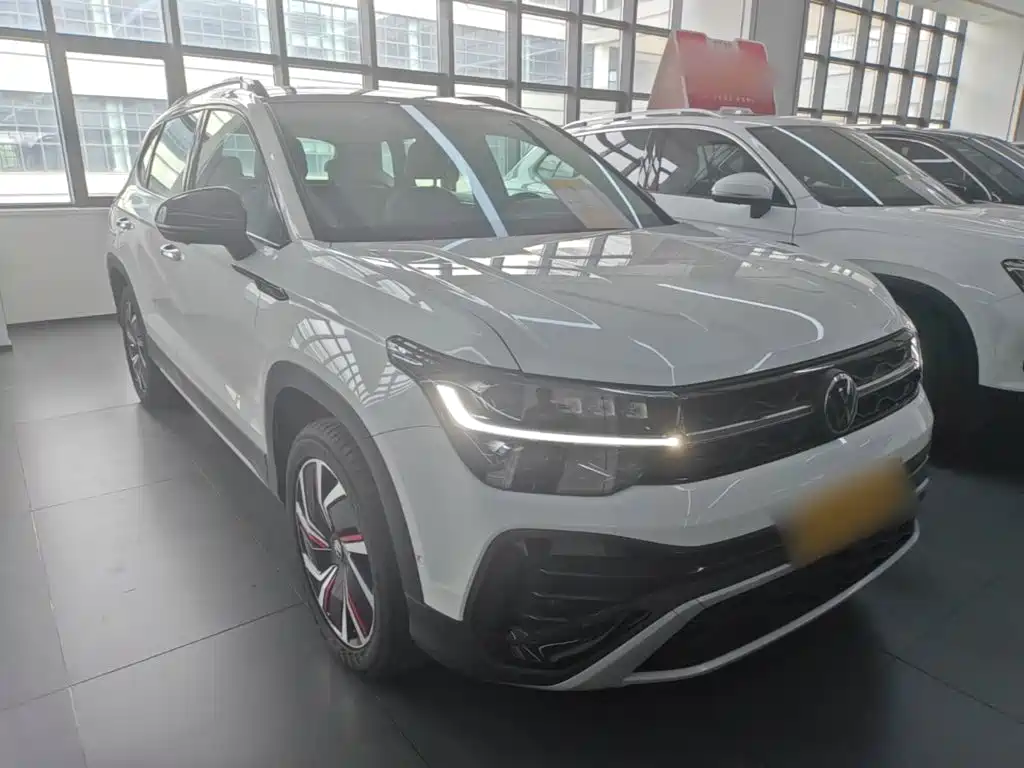 Volkswagen Tharu — миниатюра 4