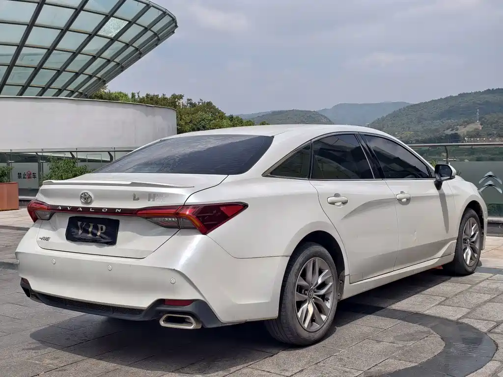 Toyota Avalon — миниатюра 23