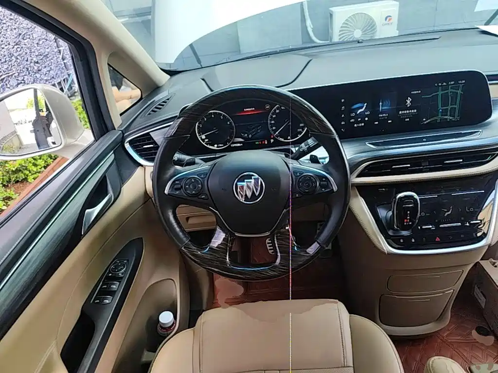 Buick GL8 — миниатюра 11