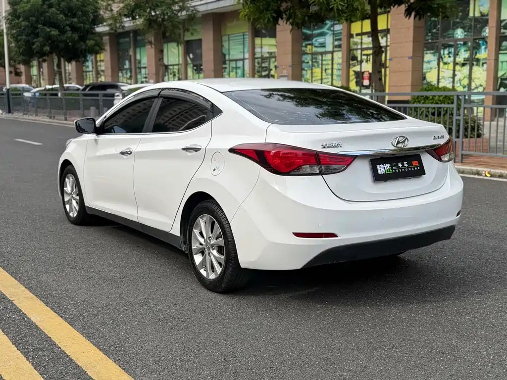 Hyundai Elantra Langdong — миниатюра 13