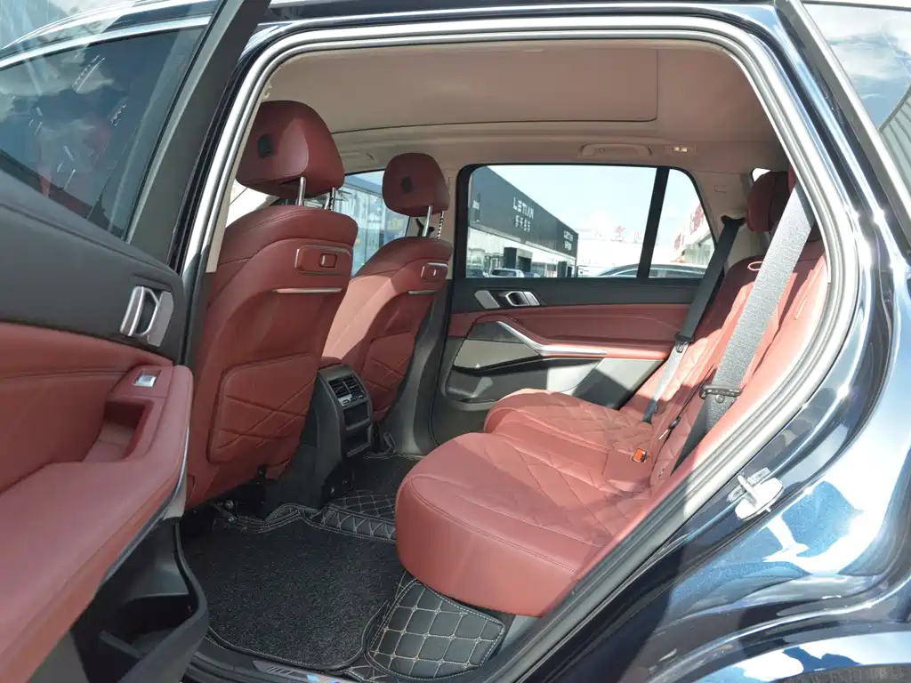 BMW X5 — миниатюра 12