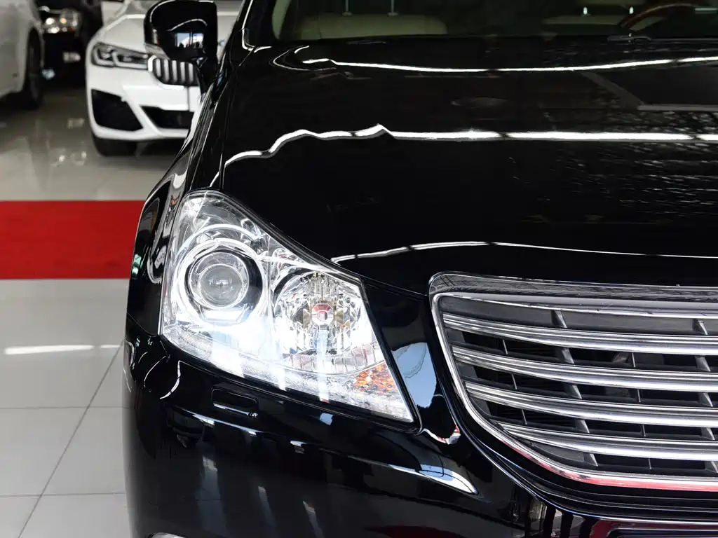 Toyota Crown — миниатюра 11
