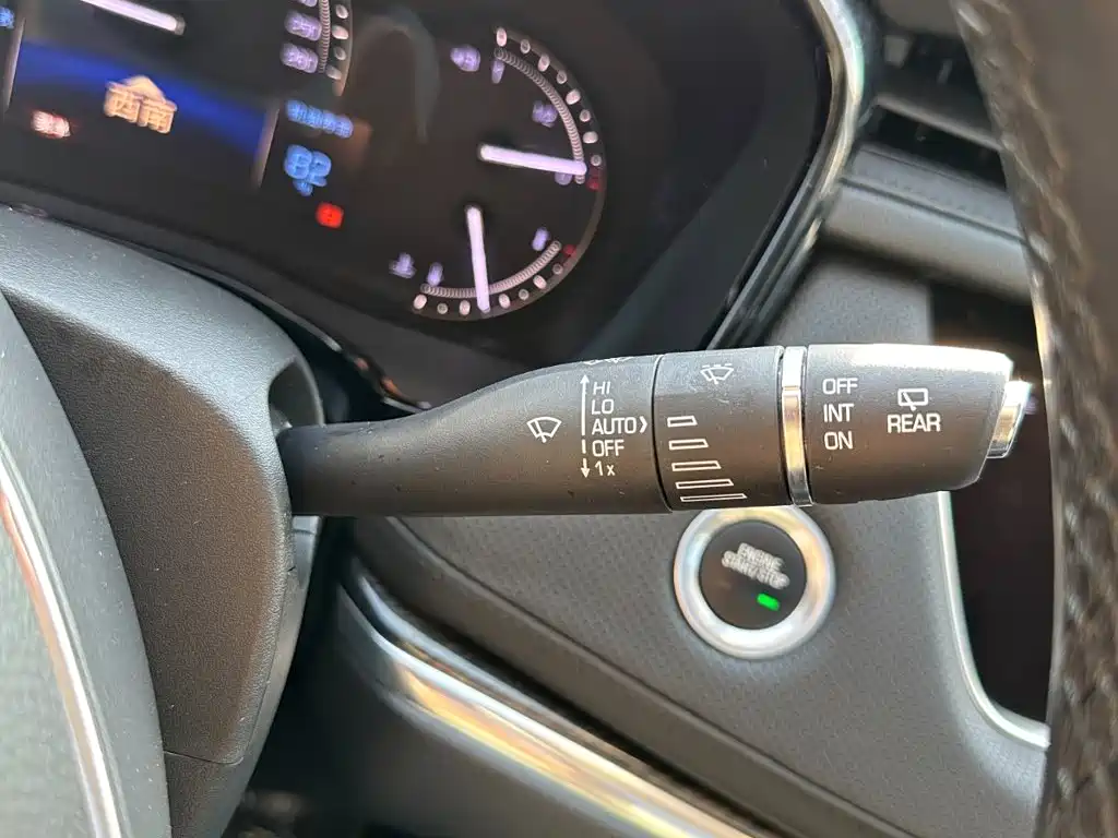 Cadillac XT5 — миниатюра 25