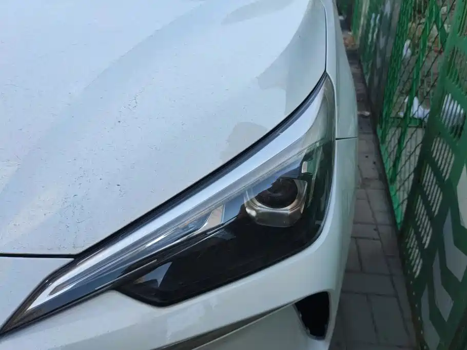 Roewe i5 — миниатюра 5