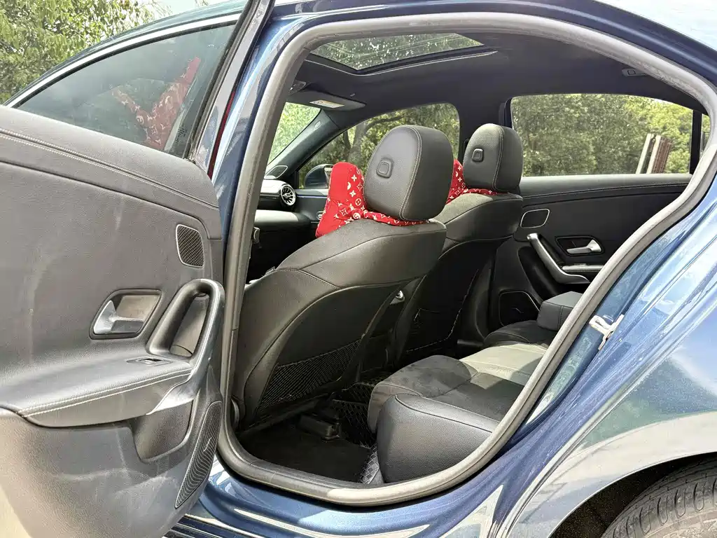 MERCEDES-BENZ A CLASS