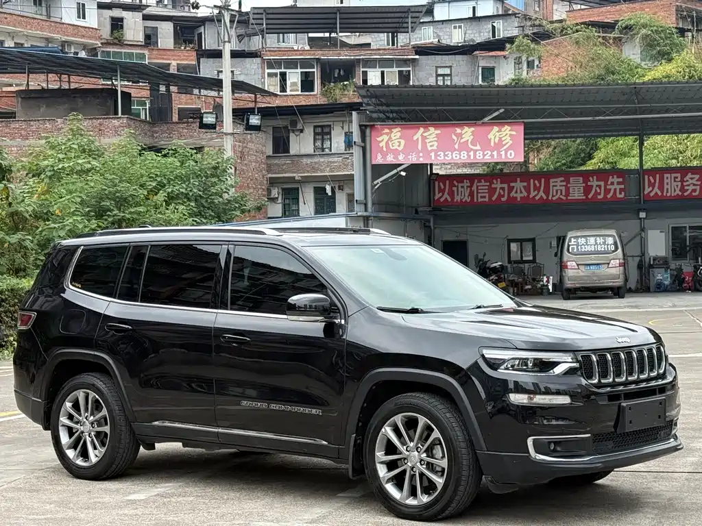 Jeep Grand Commander — миниатюра 3