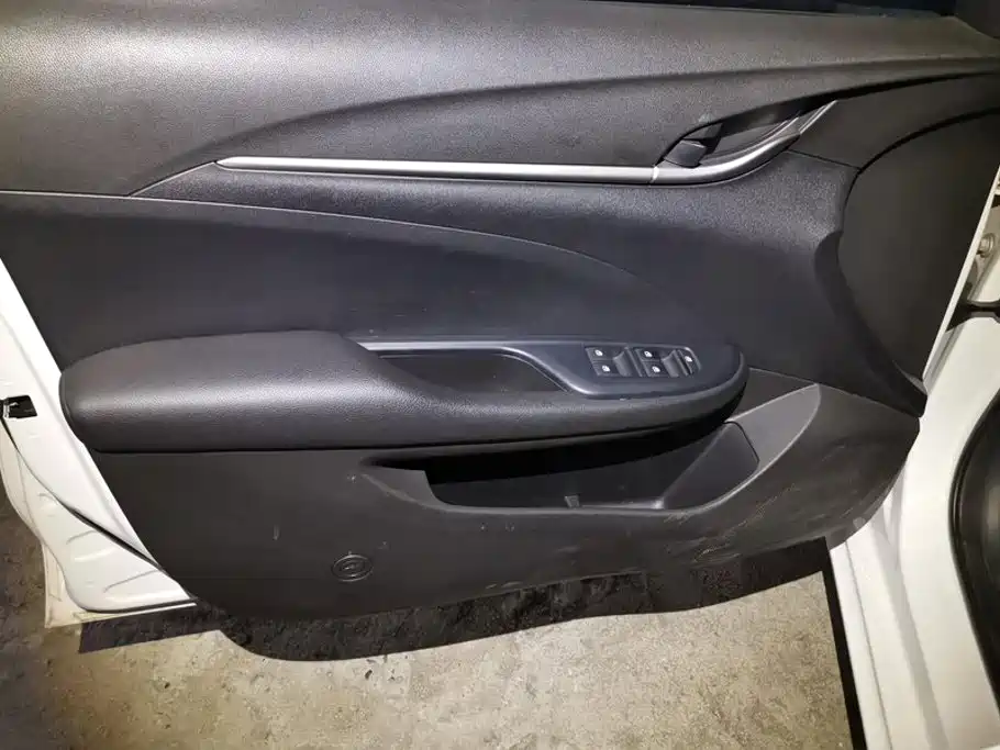 Buick Excelle — миниатюра 7
