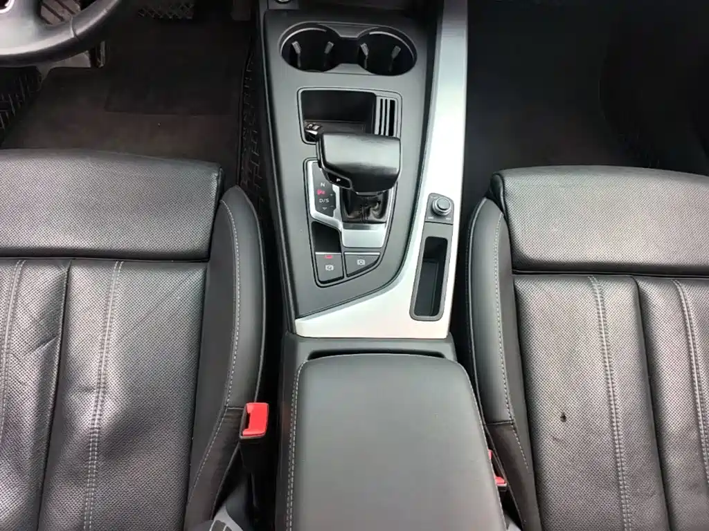 Audi A4L — миниатюра 14