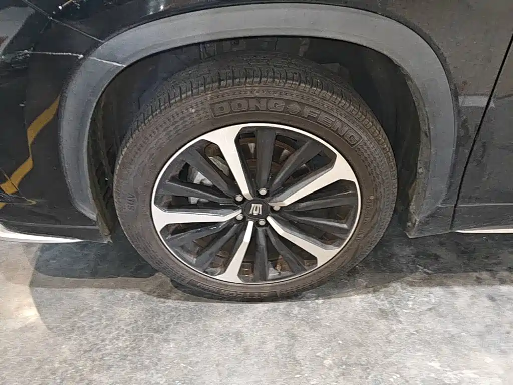 Toyota Crown Kluger — миниатюра 23