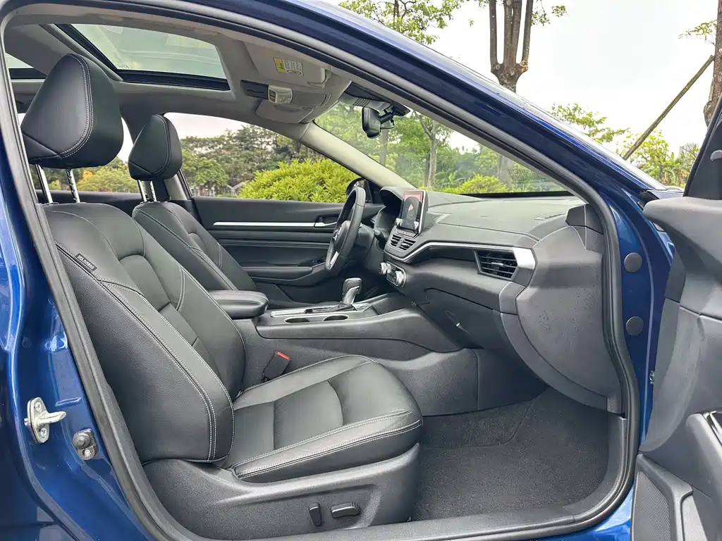 Nissan Teana — миниатюра 16